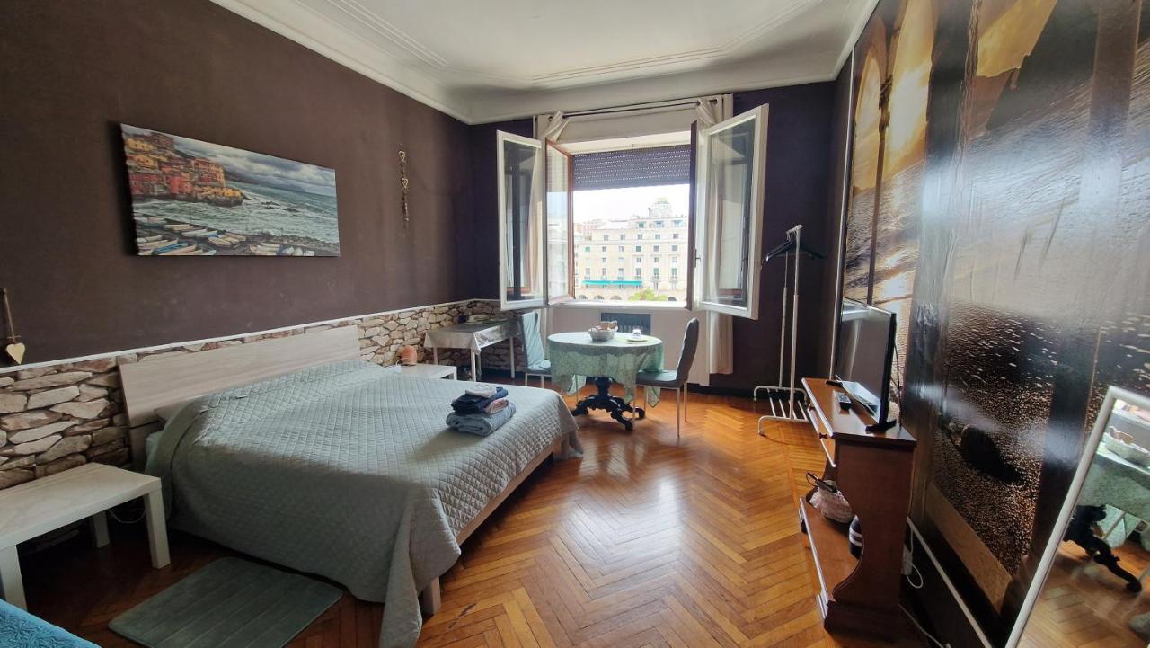 B&B Piazza Della Vittoria Genua Buitenkant foto